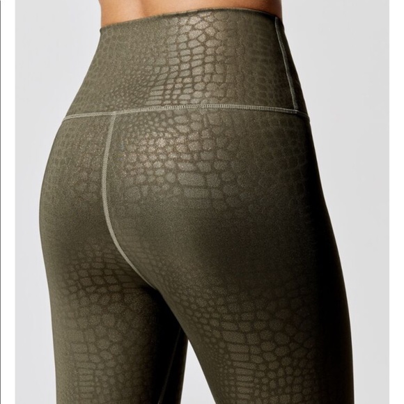 NWT Carbon38 crocodile foil leggings - Picture 3 of 3